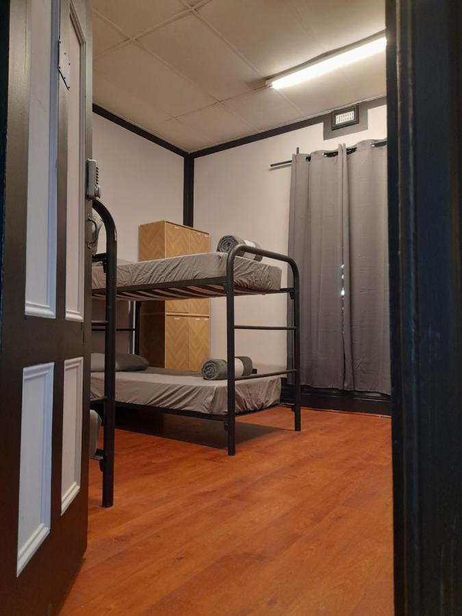 Ozi Inn Backpackers - Perth - Экстерьер фото